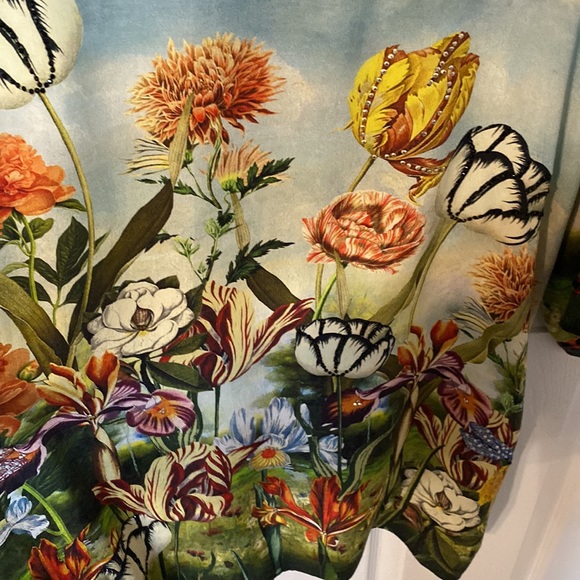 Silk top - Picture 2 of 6